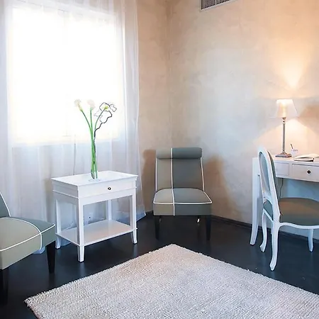 Santa-reparata-di-balagna Sleeps 6 Pool Vila *