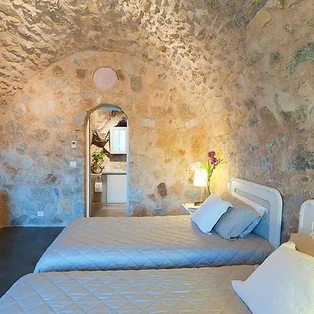 Vila Santa-reparata-di-balagna Sleeps 6 Pool